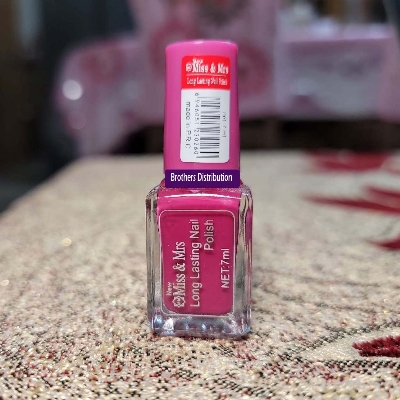 Picture of Nail polish for women Miss & Mrs Shade - 108
