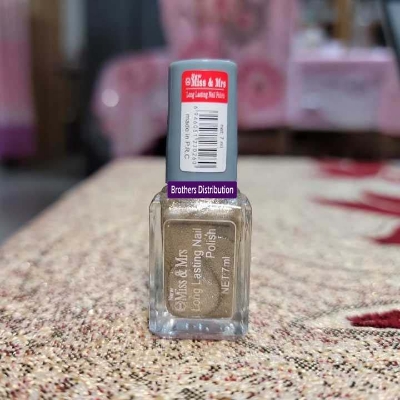 Picture of Nail polish for women Miss & Mrs Shade - 27