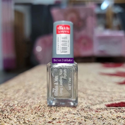 Picture of Nail polish for women Miss & Mrs Shade- 35