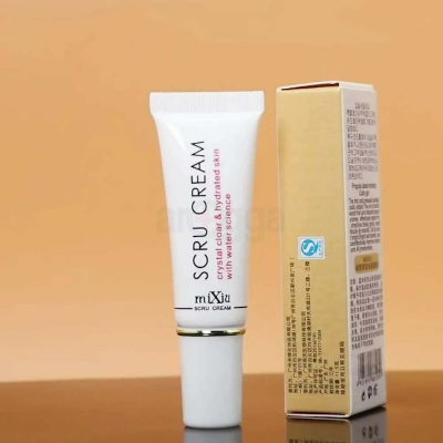 Picture of Mixiu Scru Cream Lip Care 11.5gm