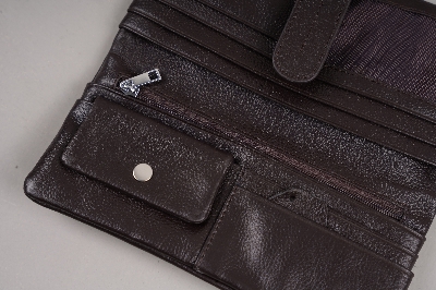 Buy crocodile-mens-leather-long-walletat Best Price in Bangladesh 