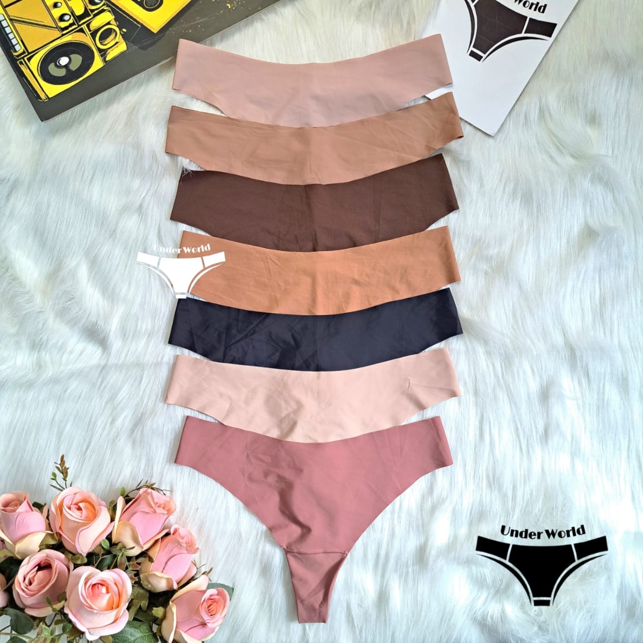 Picture of 3pcs Seamless Panties Women Ice Silk Thongs Fashion Female Underwear Sexy Lingerie Sports Comfort  Panties