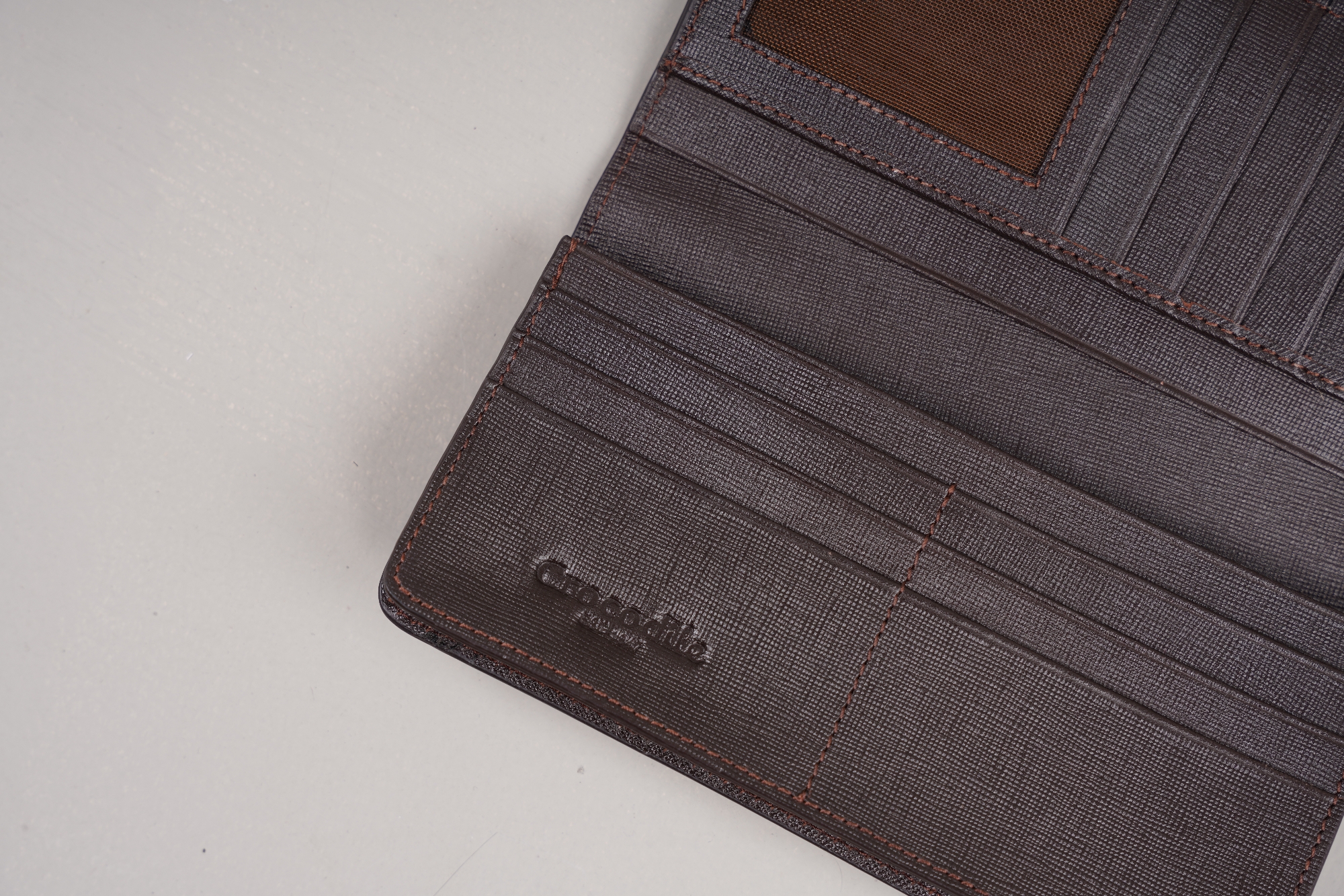 Buy crocodile-mens-leather-long-walletat Best Price in Bangladesh 