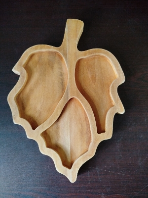 Picture of 3-Compartment Food Storage Tray Dried Food Snack Plate Serving Platter For Party Candy Pastry Nuts Dish