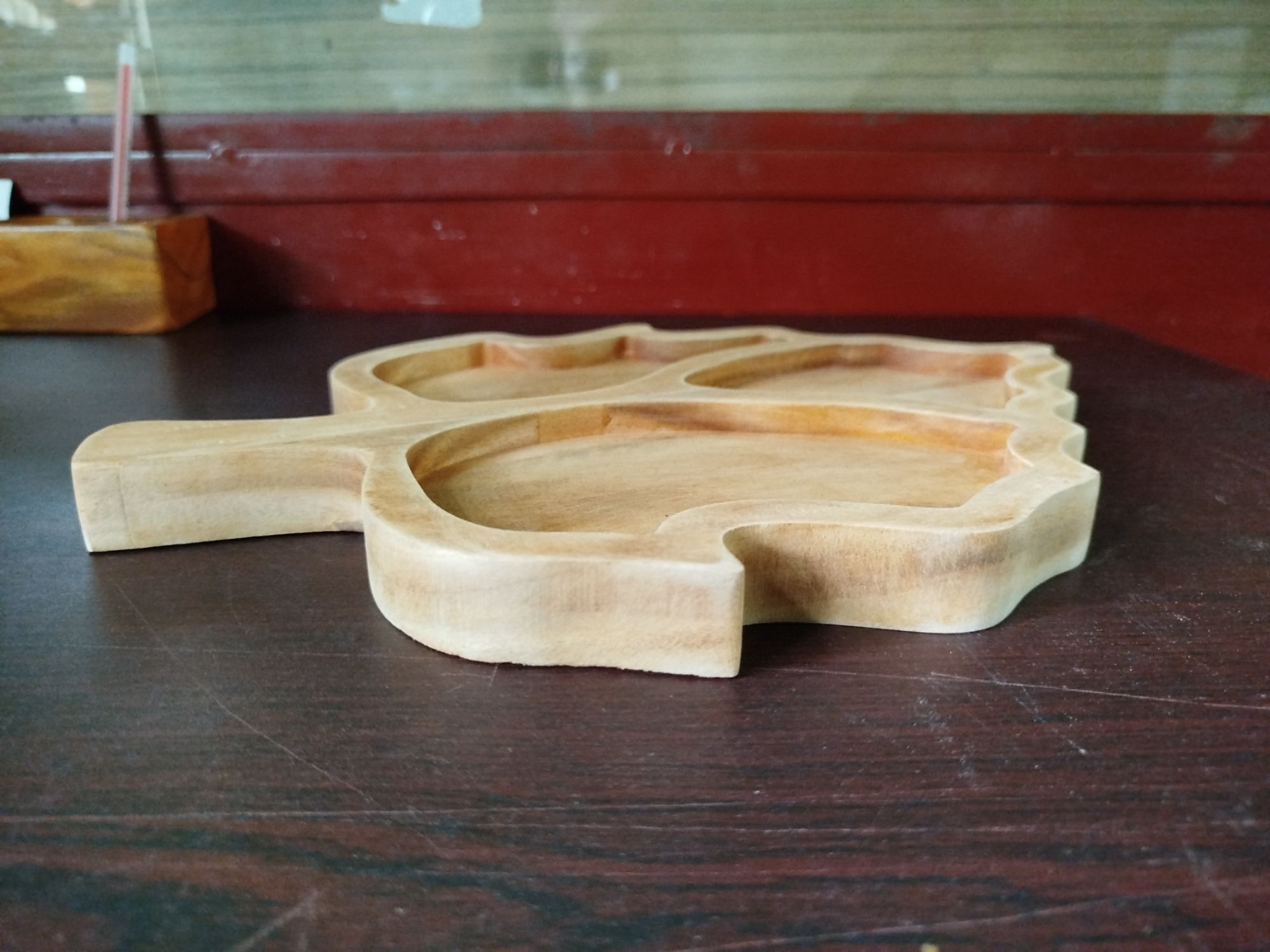 Picture of 3-Compartment Food Storage Tray Dried Food Snack Plate Serving Platter For Party Candy Pastry Nuts Dish