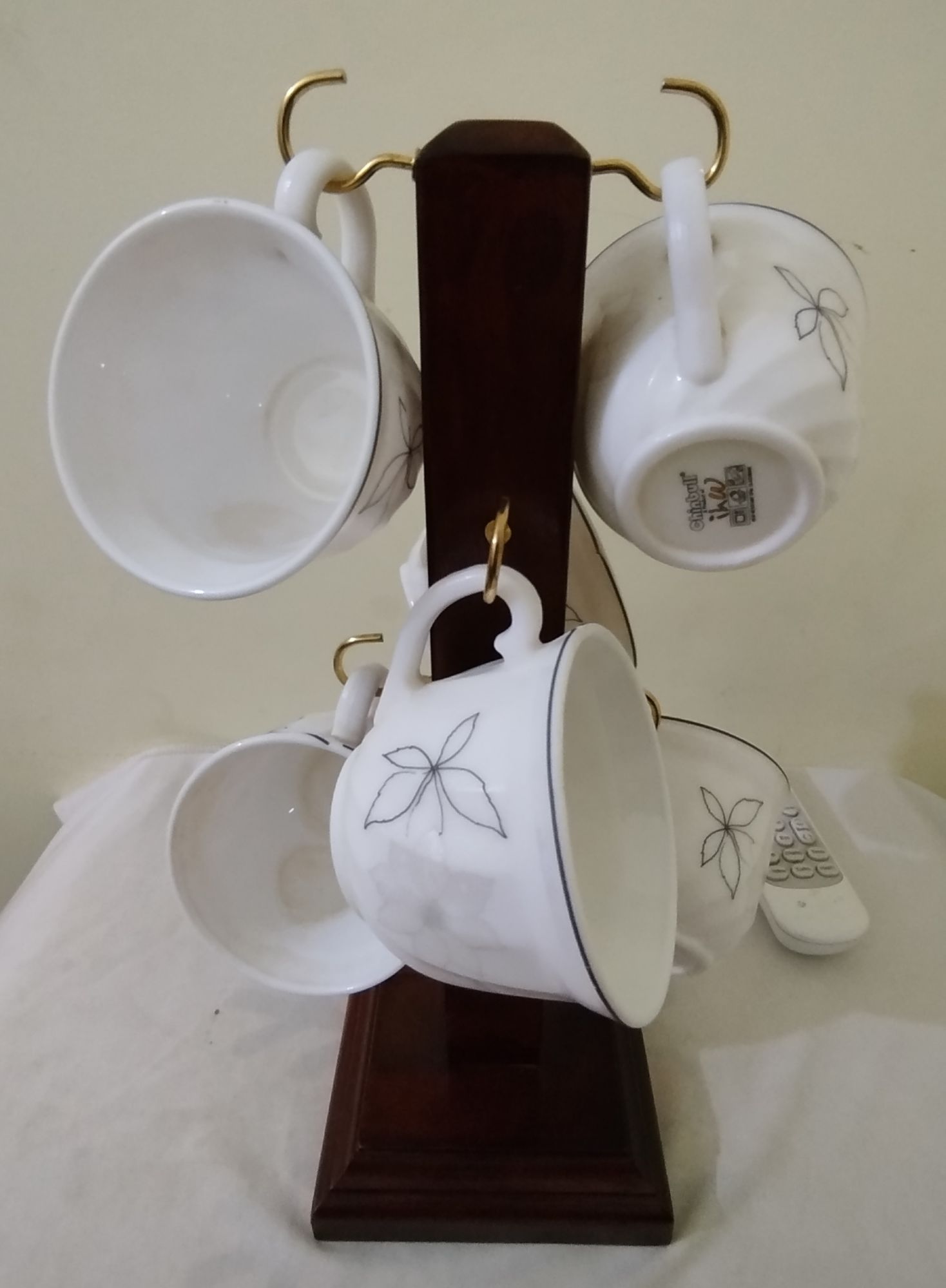 Picture of Wooden Mug Holder Rack with 6 Hooks for Kitchen or Bar Use