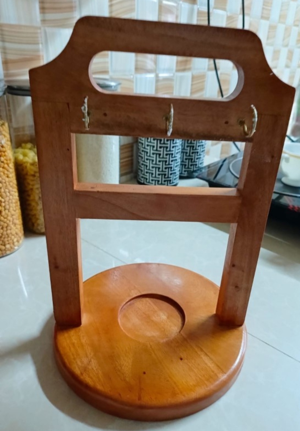 Picture of Modern wooden cup priss holder  ( olny wooden cup priss stand)