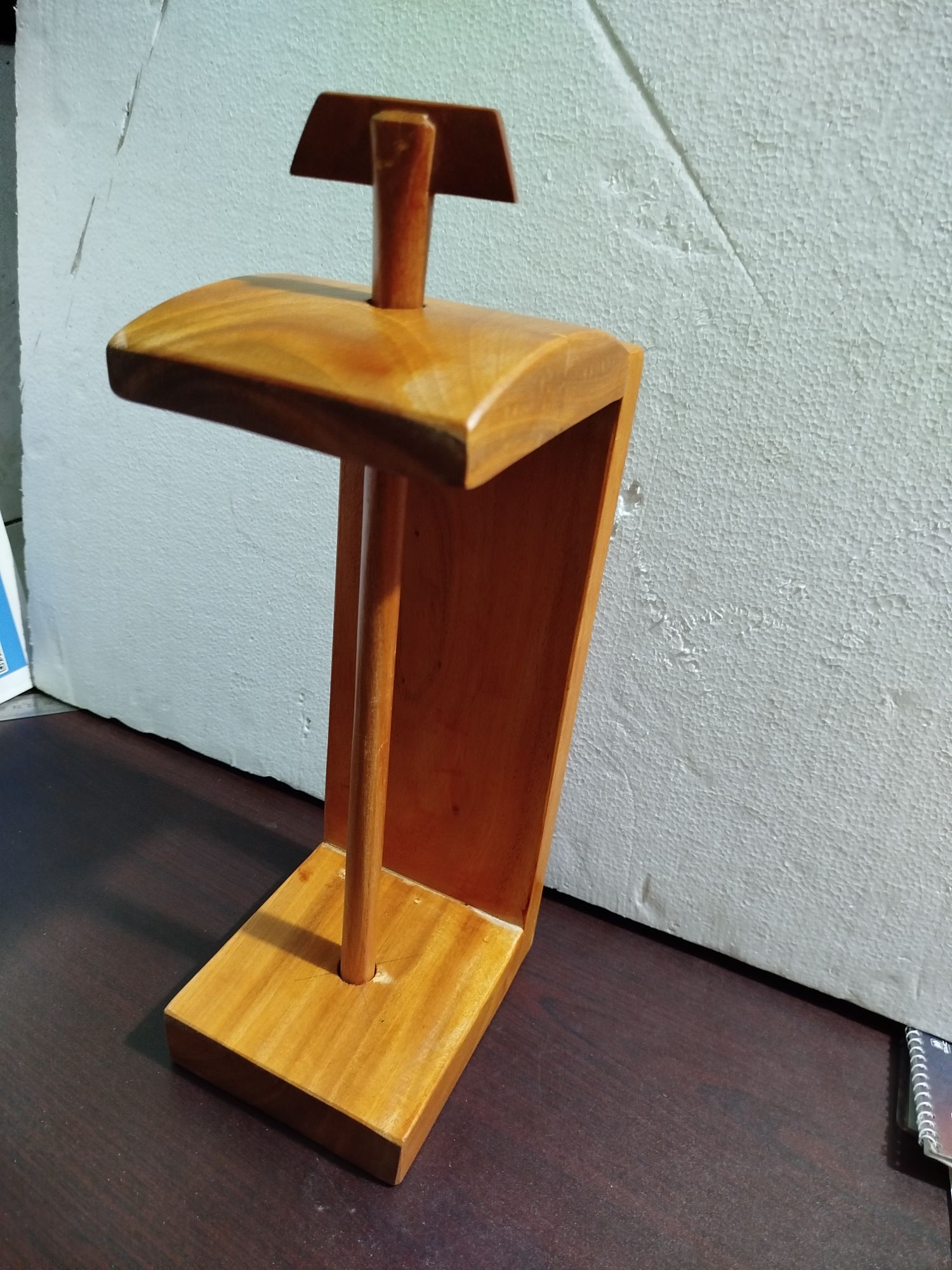 Picture of wooden kitchen tissue holder