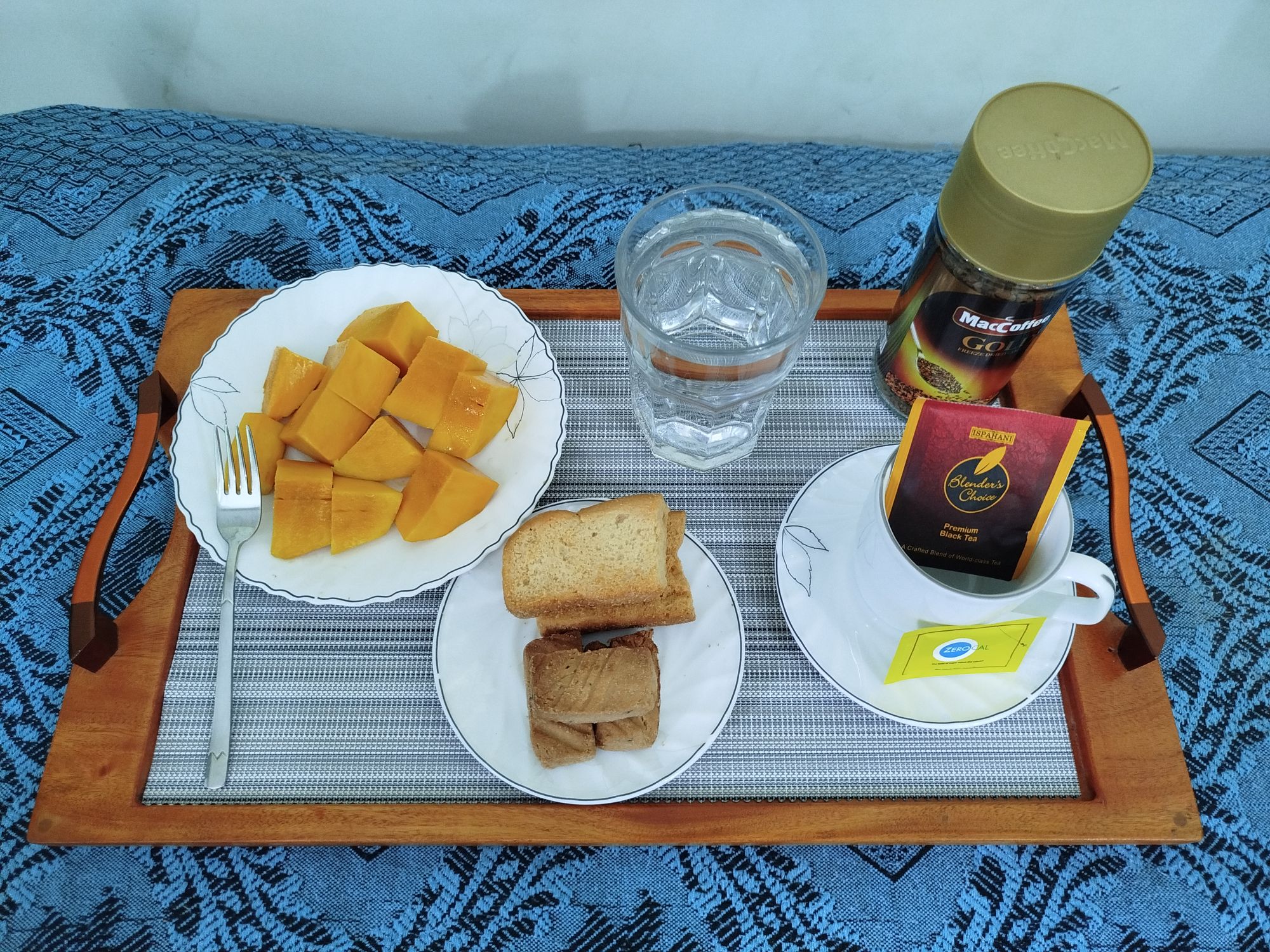 Picture of modern wooden tray with mat 19"inch by 11" inch big size