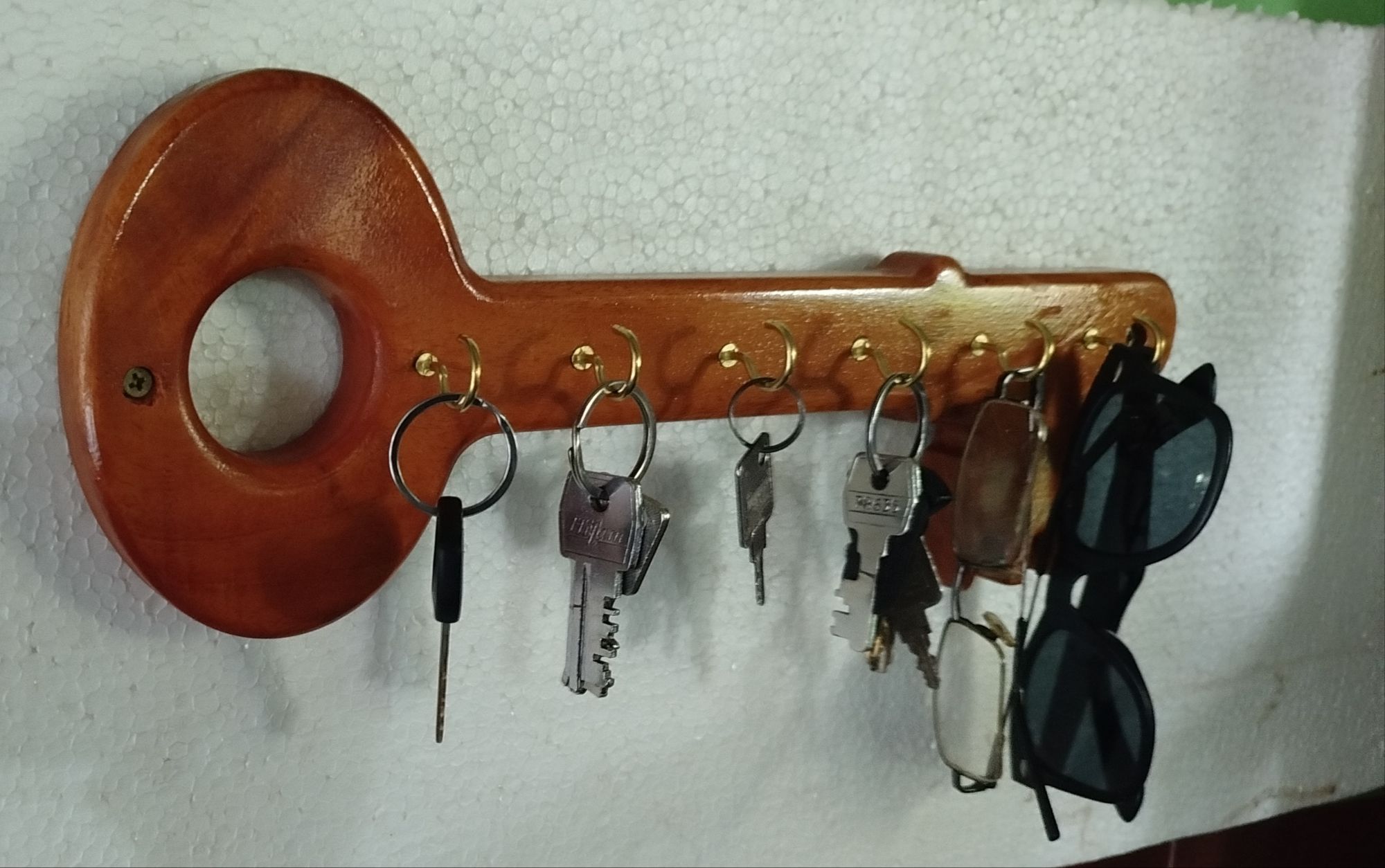 Picture of wooden kee holder 13"inch by 5"inch