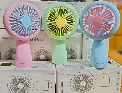 Picture of Portable mini fan with stylish light - Multicolor