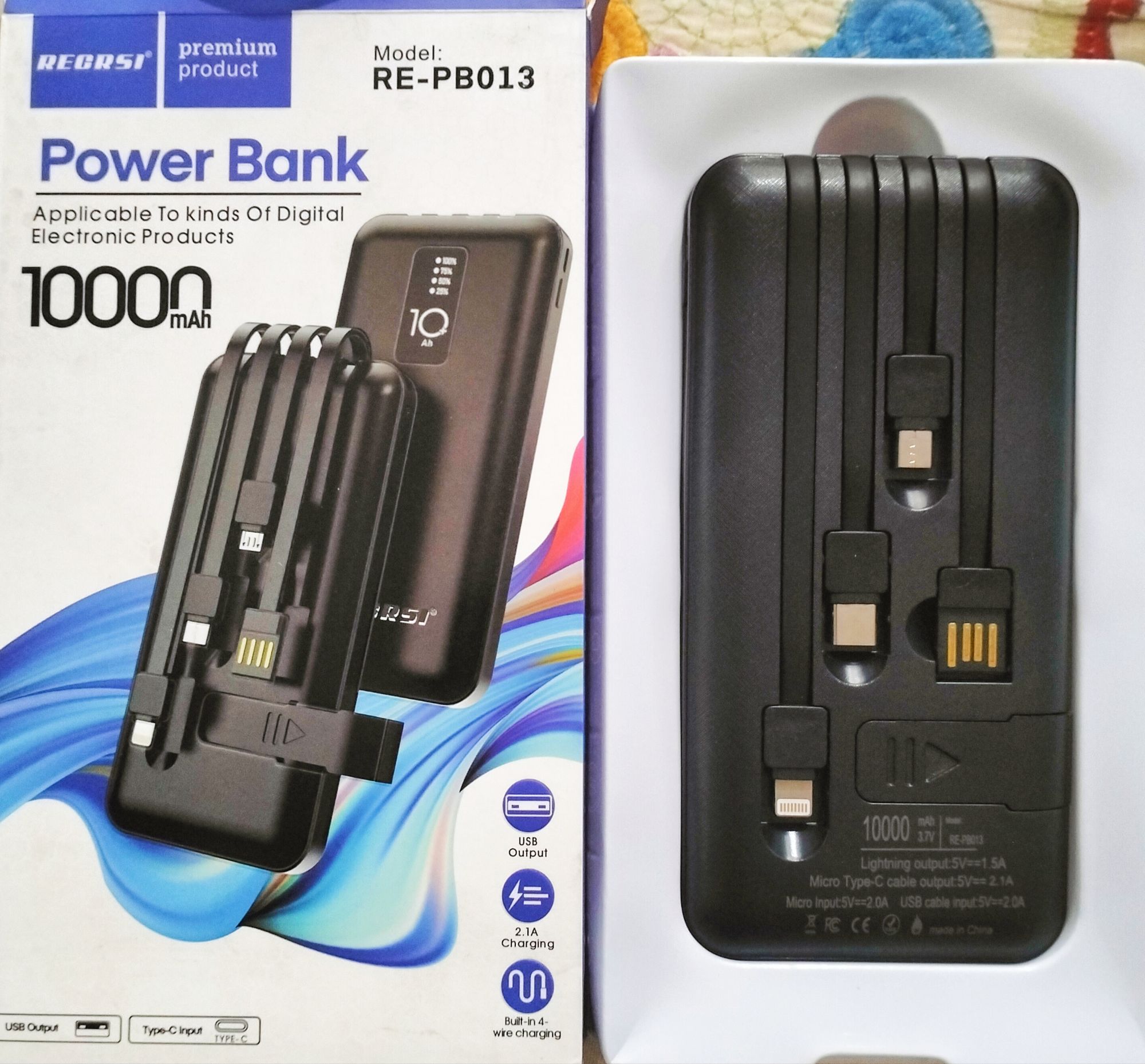 Picture of Built in 4 Wire Charging Power Bank 10000mAh