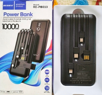 Picture of Built in 4 Wire Charging Power Bank 10000mAh