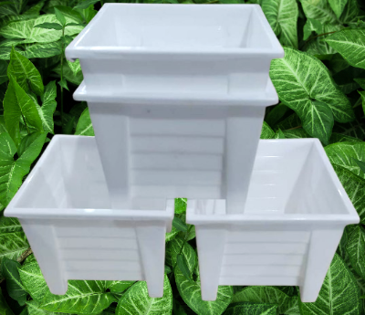 Picture of 10- CM(4Inchi) Plastic mapela Flower Tob 4 Pcs