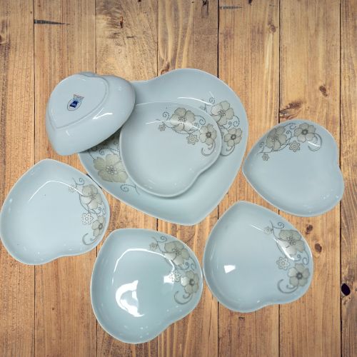 Picture of Heart Shape Firni Bowls, Small Snack Dessert Dishes, Salad Plates, Sauce pot 7pcs set