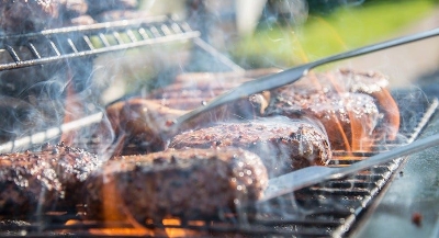 Picture of BBQ Charcoal 100% Natural Wood Charcoal Lumps (1 kg)