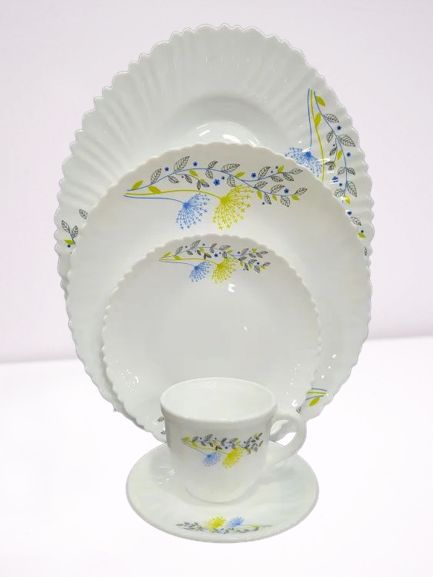 Picture of Nasir Opal Glass Dinner Set – 32 Pcs Set