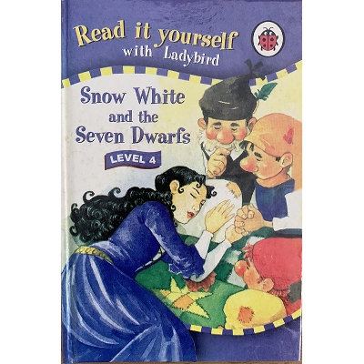 Picture of Snow White and the Seven Dwarfs: Read it yourself Level 4 Hardcover
