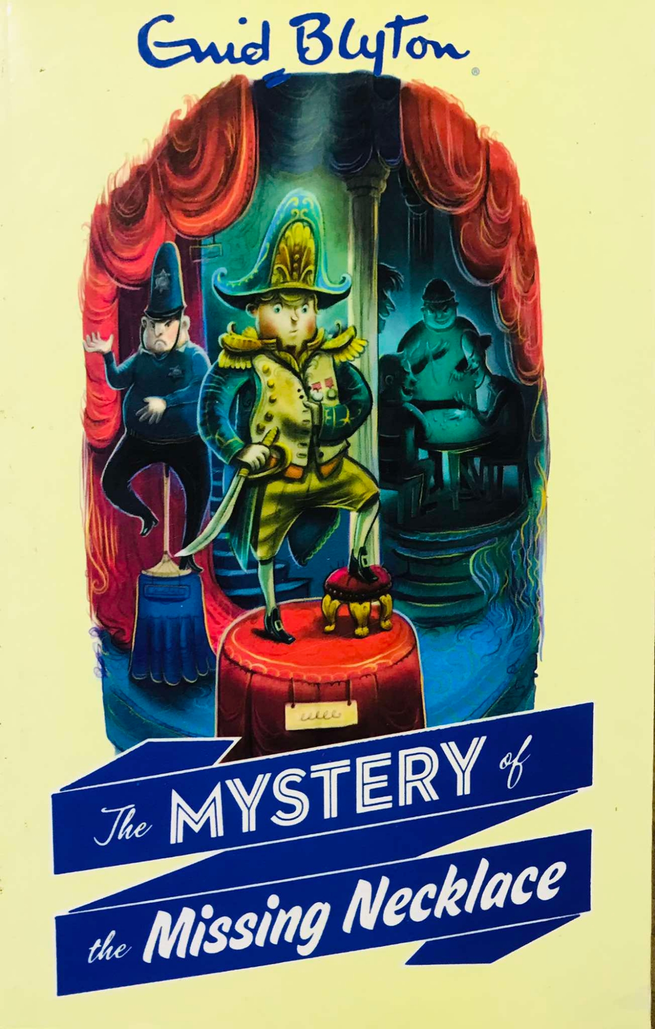 Picture of The Mystery of the Missing Necklace - paperback (white print)