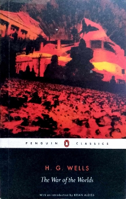 Picture of the war of the worlds - (paperback)- White print