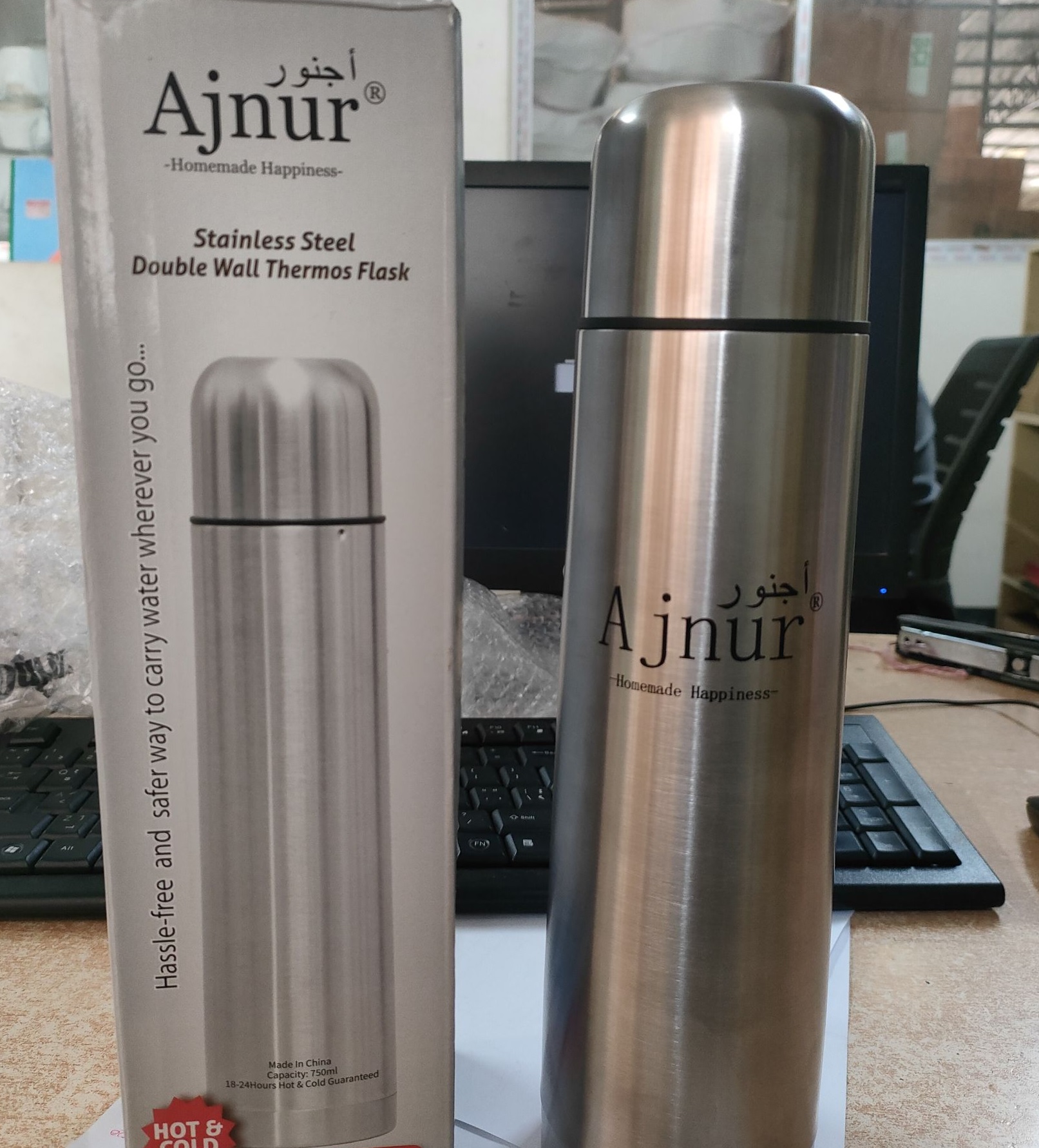 Picture of 750ML ALL STEEL HOT/COLD WATER FLASK/TEA FLASKS/VACUUM BOTTLE