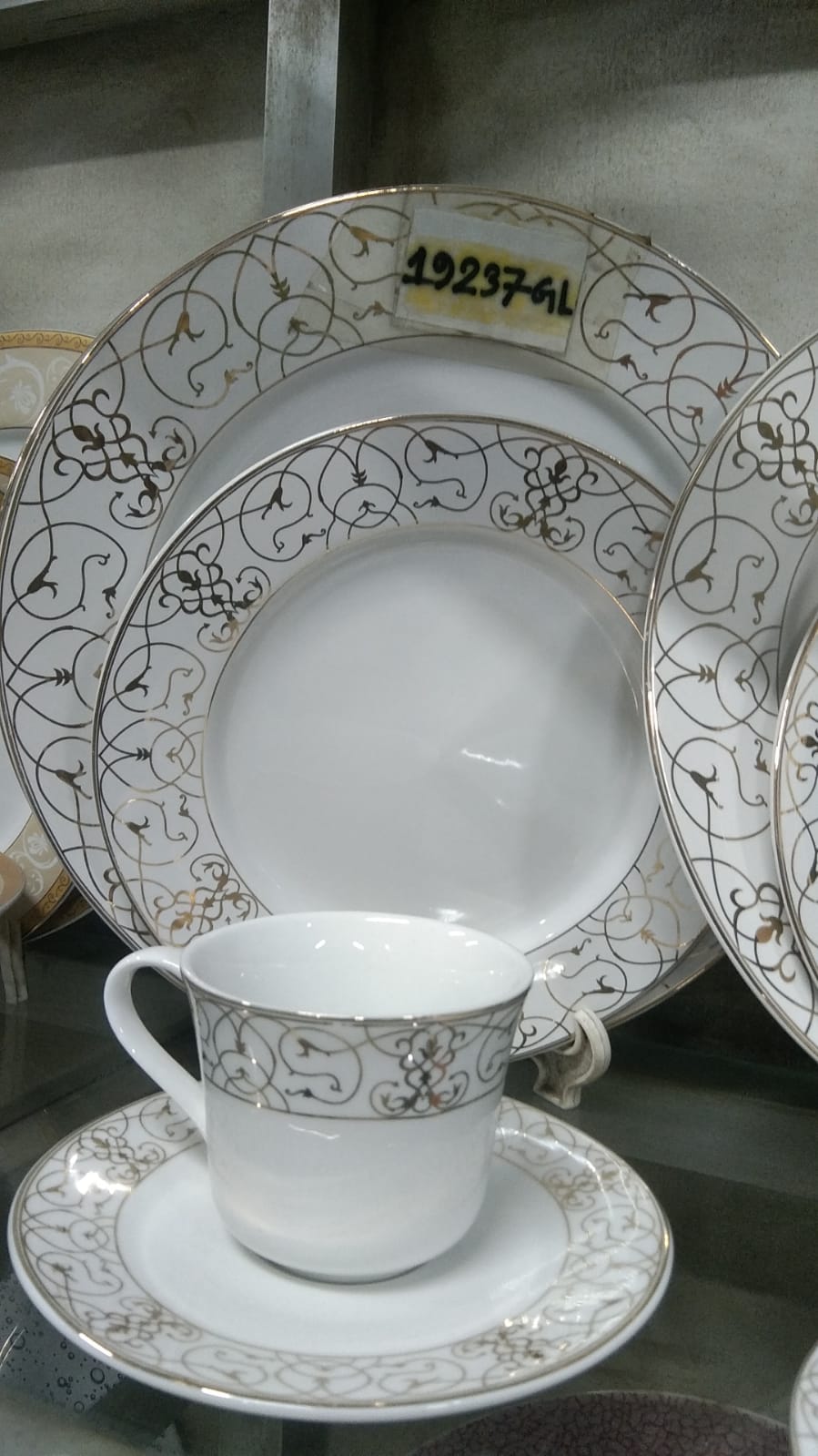 Picture of 32 pieces Ariane Brand dinner set for gift and home decoration- 6 Dinner Plates, 6 Half Plates, 1 Rice Dish, 1 Curry serving bowl, 6 Soup Bowl, 6+6 coffee cup + saucer.(Microwave and Dishwasher Safe)