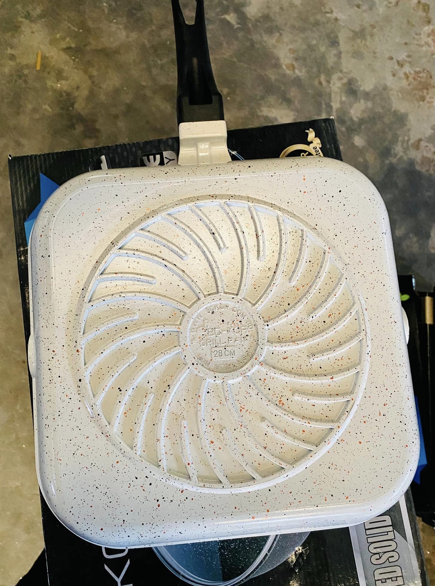 Picture of BD-KOR GRILL PAN (28 CM) With Out Lid