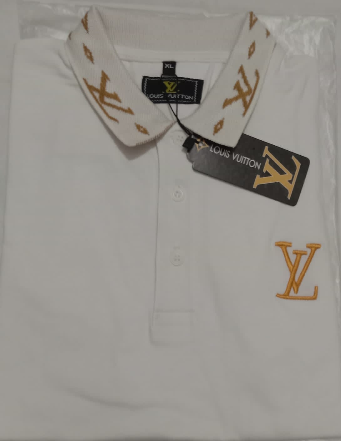 Picture of Louis Vuitton Premium Quality Polo Shirt for Men