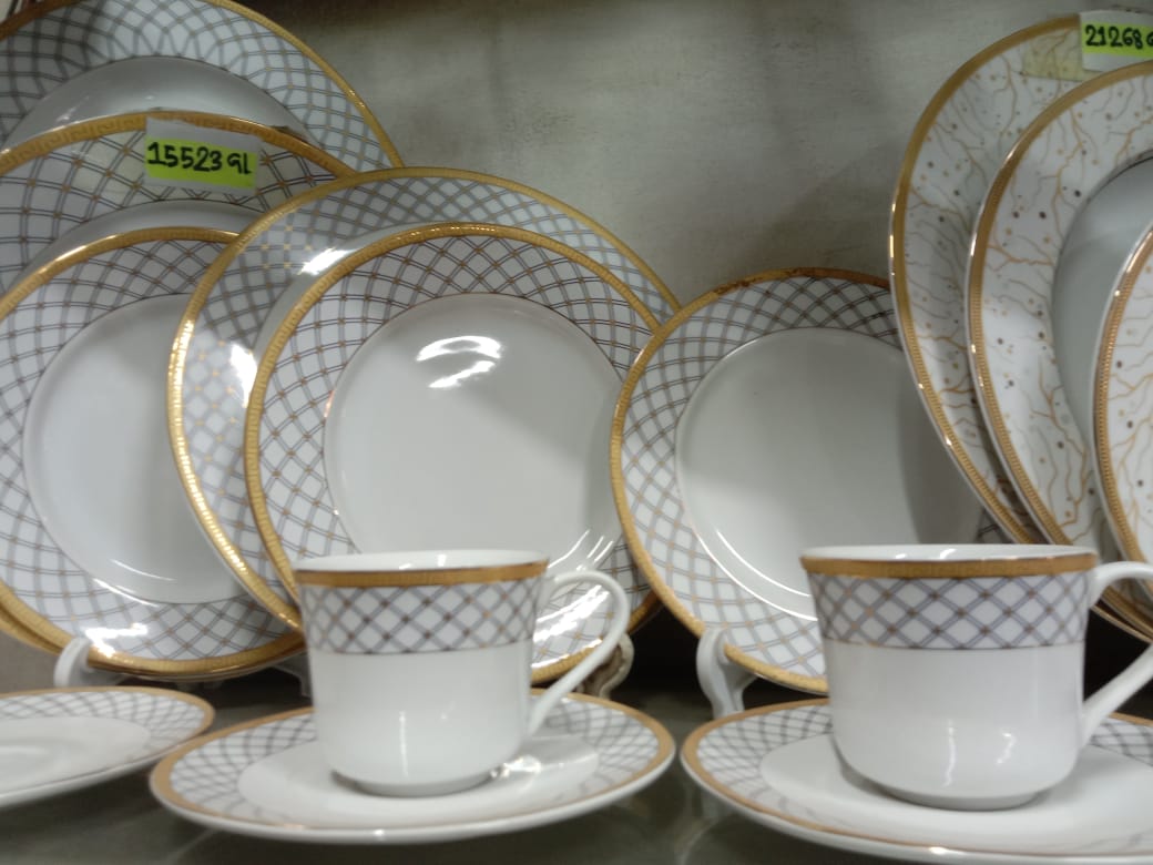 Picture of 36 Pieces Ariane Dinner Set Modern Design 15523GL