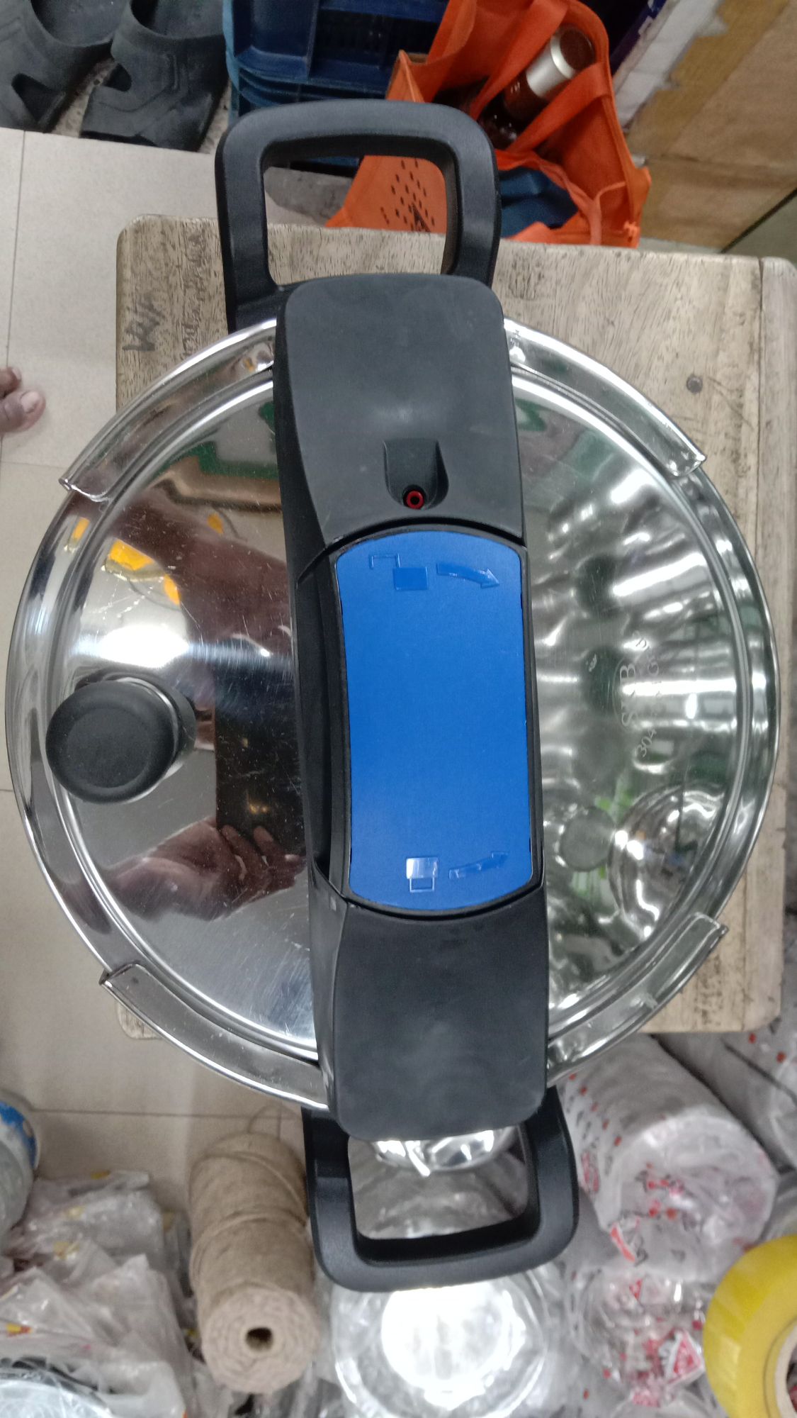 Picture of SKB 3 Ltr Stainless Steel Pressure Cooker Whistle System 304 FOOD GRADE