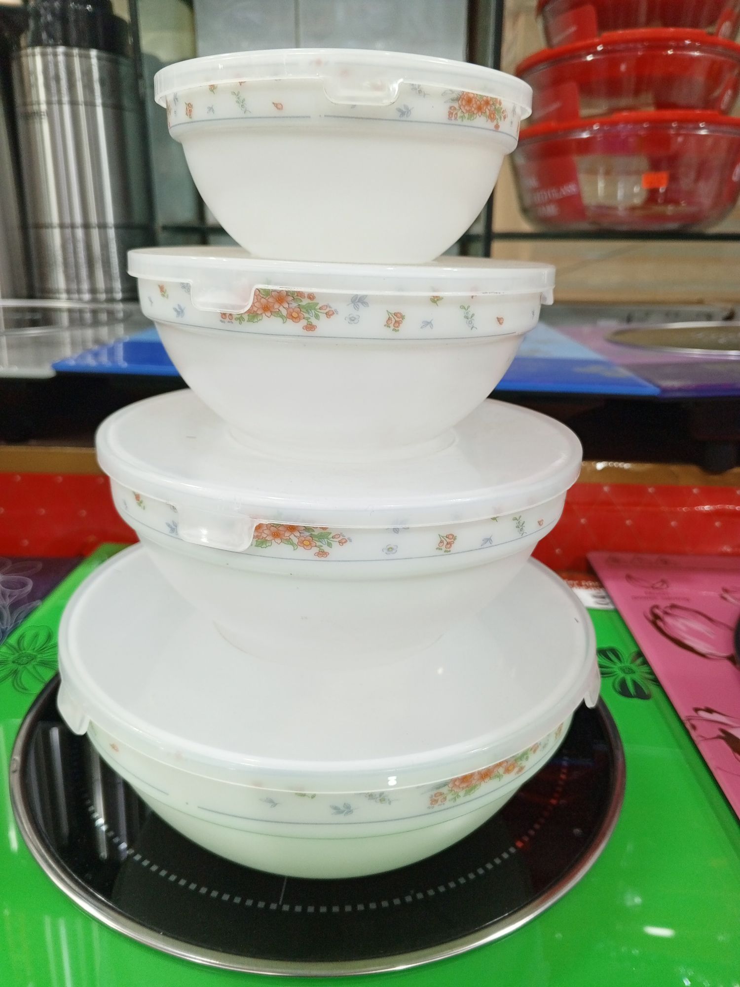 Picture of 4 pcs Pyrex Food Serving Container Bowl With Lid MULTI-COLOR