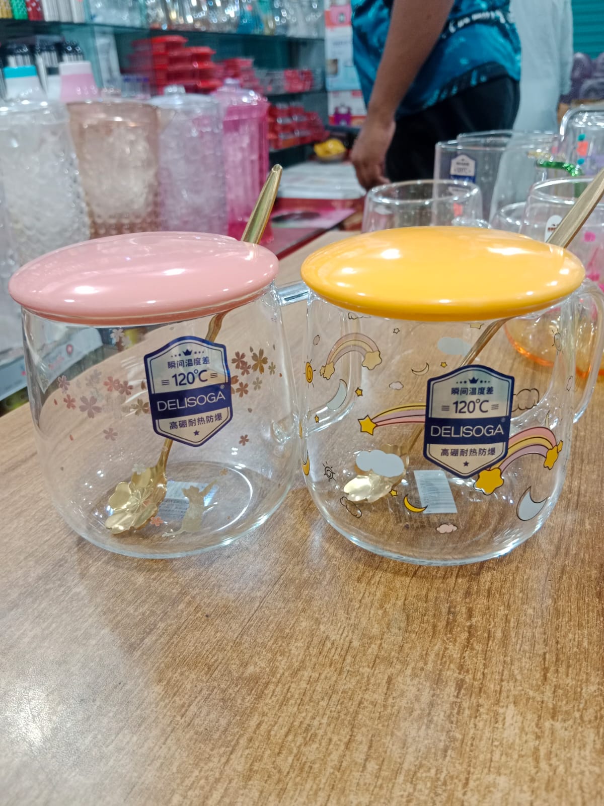 Picture of 1PC Cute Fruity Printed Glass Mug With Lid & Spoon 27L-IT