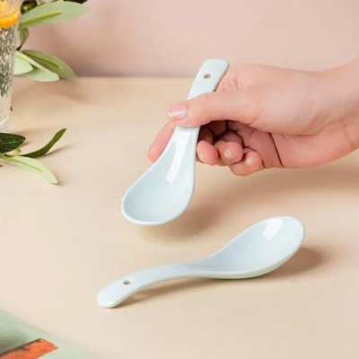 Picture of 6 pcs Plain White Ceramic Spoon (6 pcs) Kis Soup Spoon, Korean Chinese Rice Scoop Ice Cream Ladle, Porcelain Dinner Spoon - Minimalistic Sophistication