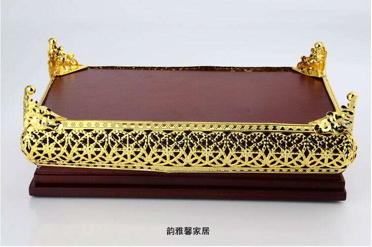 Picture of European style classical luxurious high end tissue box Gold Plated