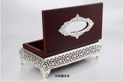 Picture of European style classical luxurious high end tissue box Silver Plated