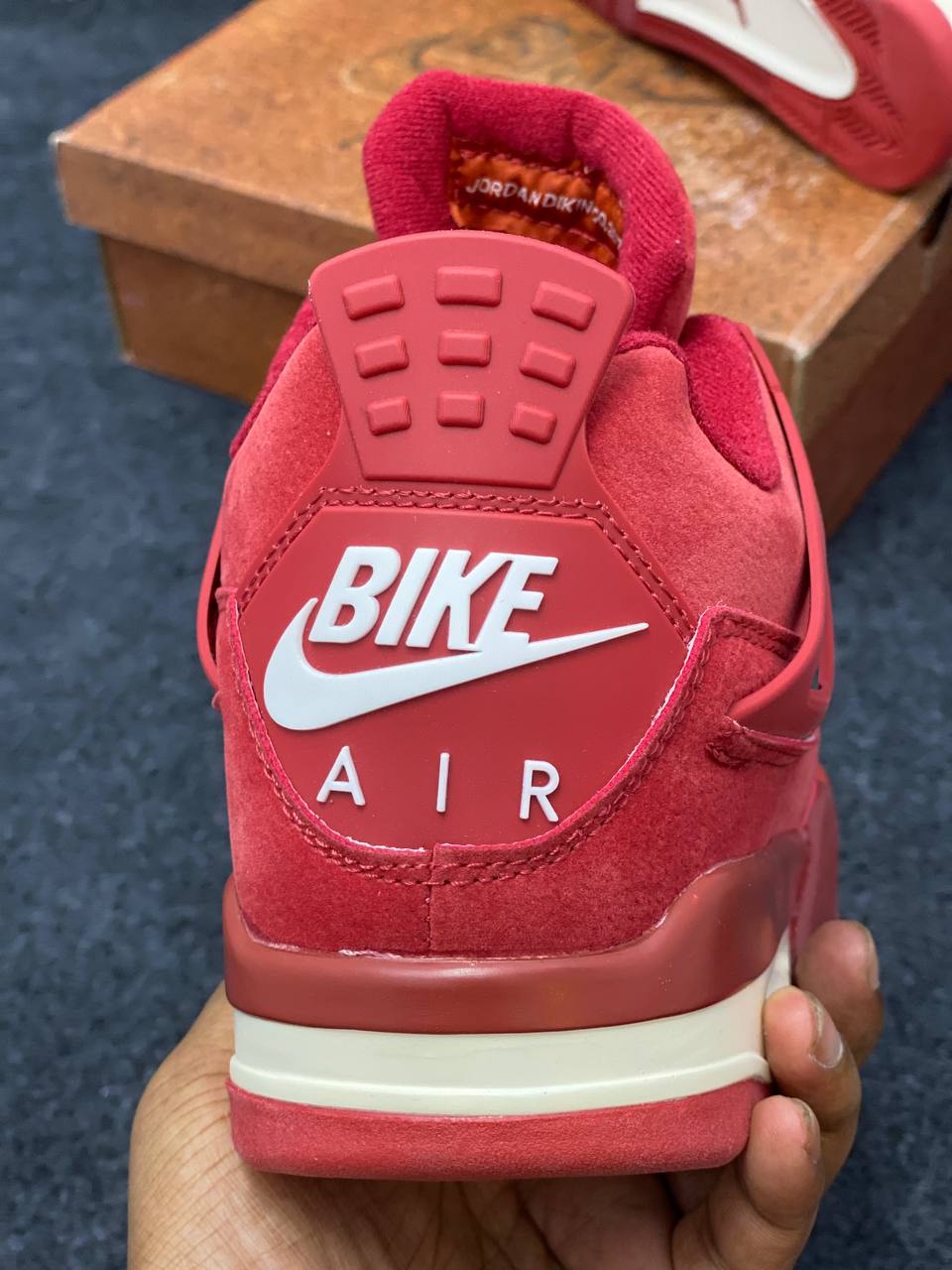 Buy Mens Sneaker Nike Online at Best Price