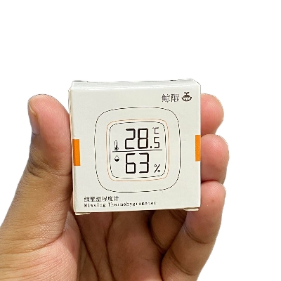Picture of Miwaing Digital Humidity Moisture Meter Thermometer