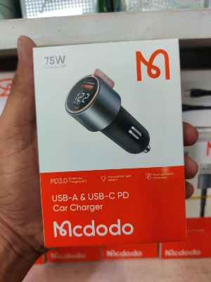 Picture of Mcdodo CC369 Digital Display USB-C + USB-A PD Car Charger