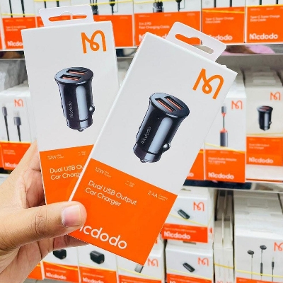 Picture of MCDODO 12W DUAL USB OUTPUT CAR CHARGER (CC-660)