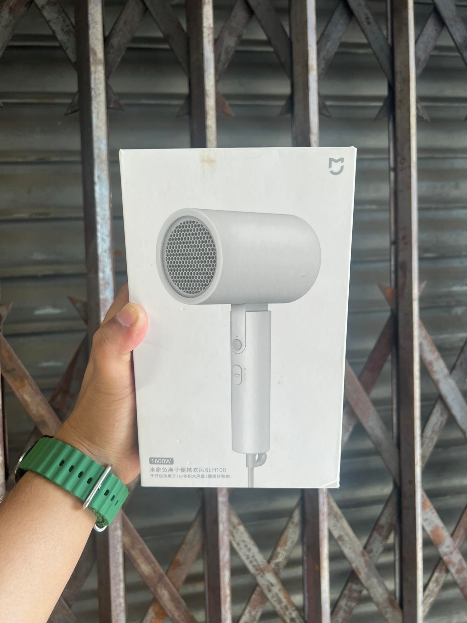 Picture of XIAOMI Hair dryer H100 Portable 1600W Nanoe Water ion Hair Care Foldable Hairdryer