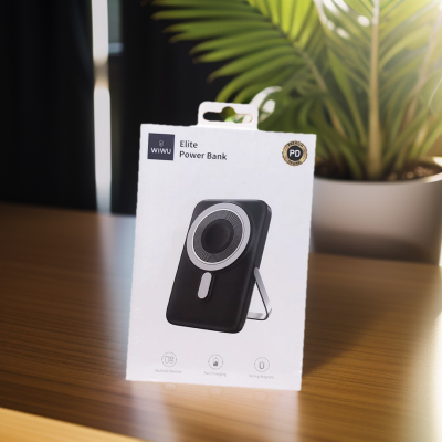 Picture of WiWU Wi-P018 Elite Power Bank 10000mAh Magnetic Wireless Charging With Stand