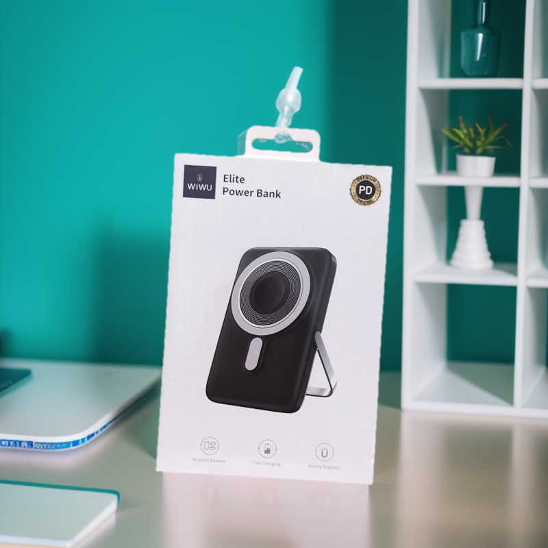 Picture of WiWU Wi-P018 Elite Power Bank 10000mAh Magnetic Wireless Charging With Stand