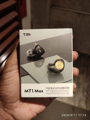 Picture of TRN MT1 MAX In-Ear Earphone Dual Magnet Dynamic Driver Wired with Tuning Switch Cancelling HIFI Earbuds Bass Headset MT4 BT20XS