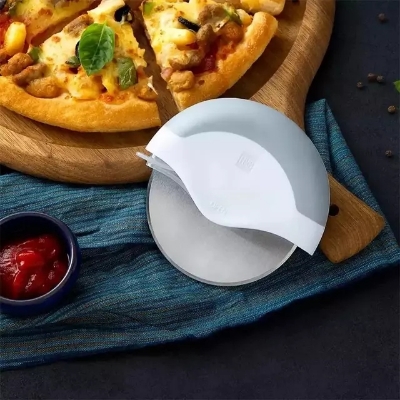 Picture of Xiaomi Youpin Huohou Portable Pizza Cutter Wheel Knife