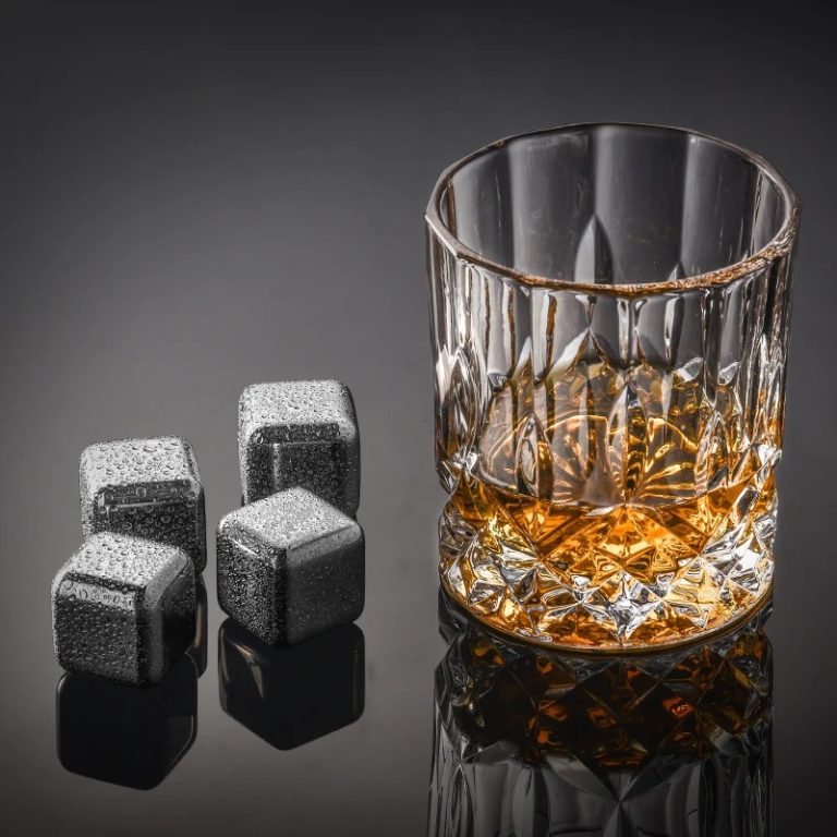 Picture of Circle Joy Stainless Steel Ice Cubes (4pc)