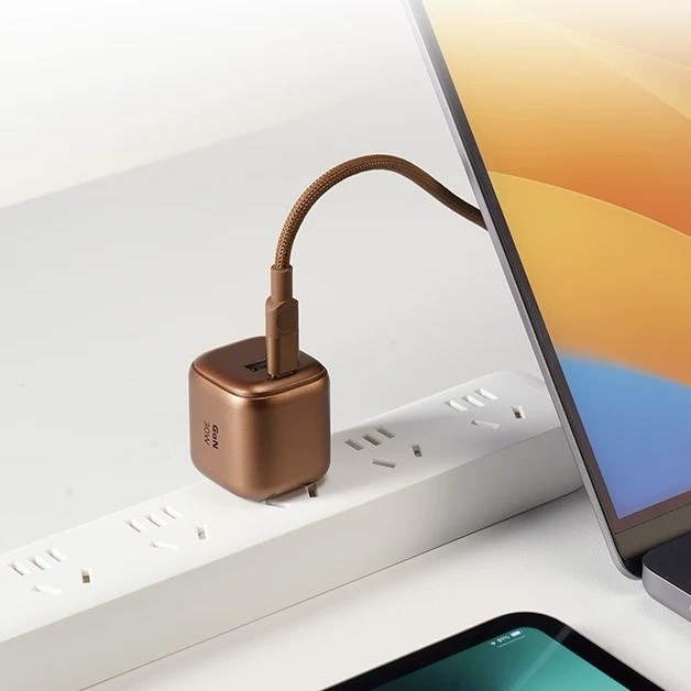 Picture of Momax 30w GaN Tech 1 Charge Dual Port GaN Charger