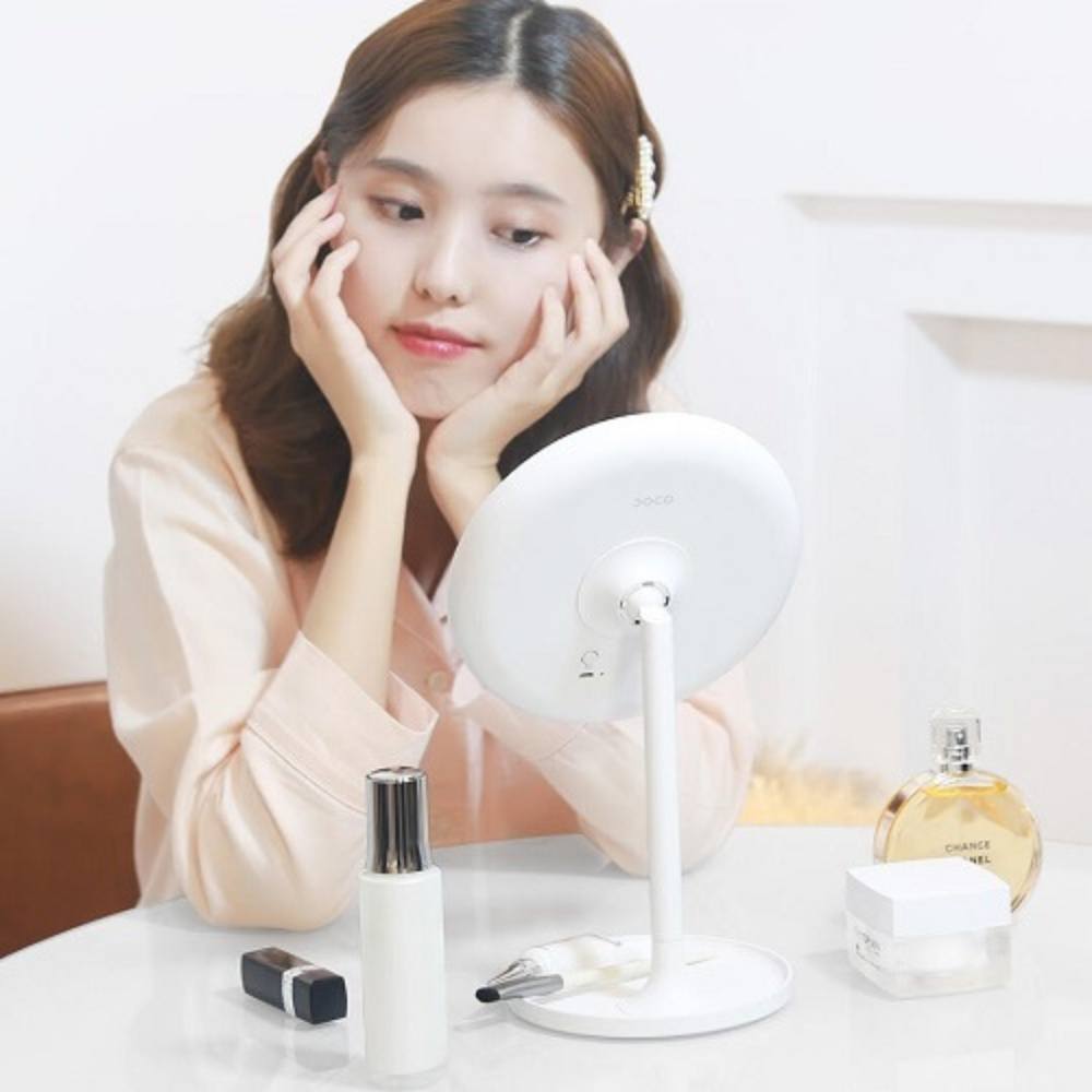 Picture of DOCO Led Makeup Daylight Mirror HZJ001