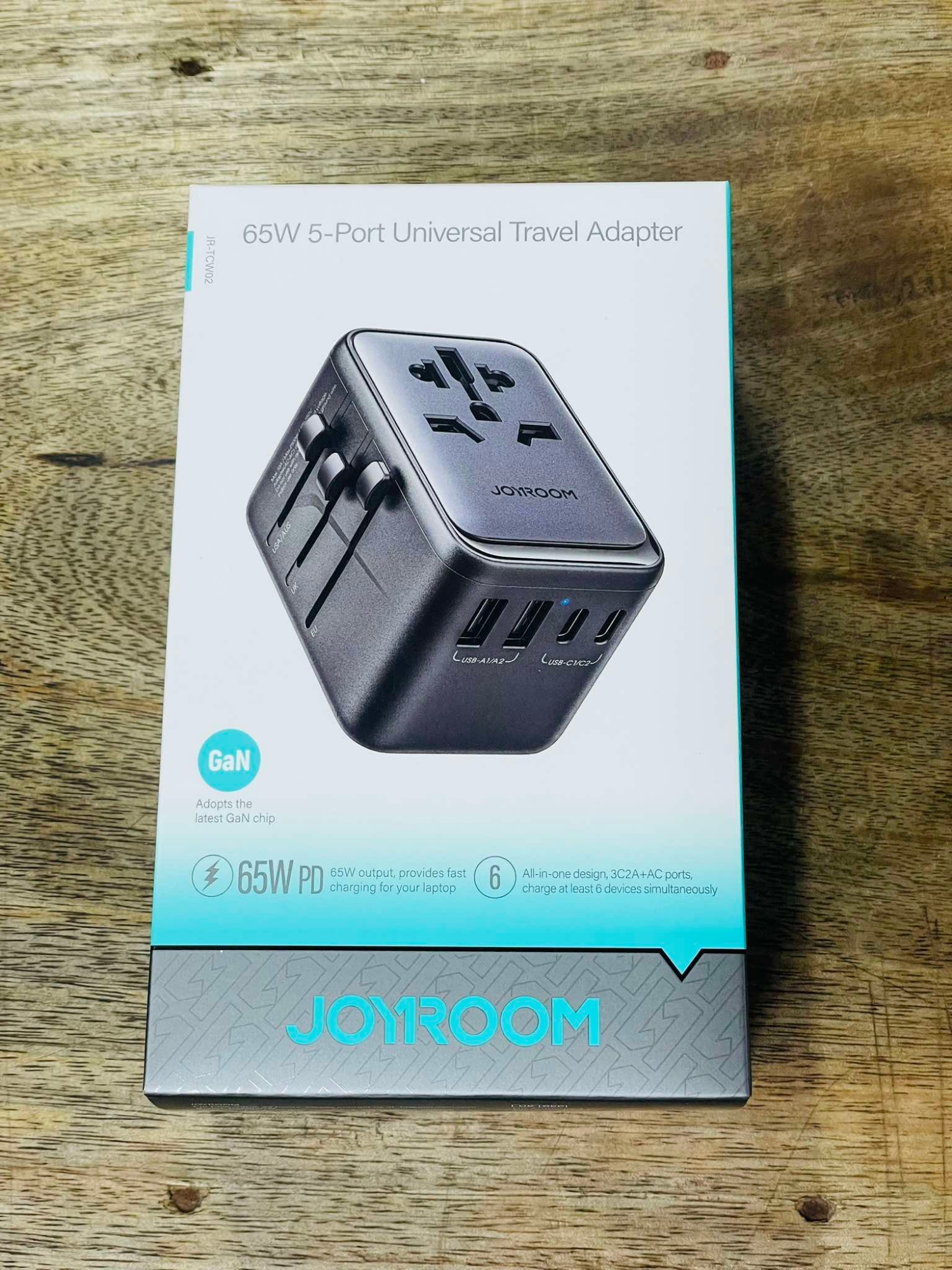 Picture of JOYROOM JR-TCW02 65W Universal Travel Adapter