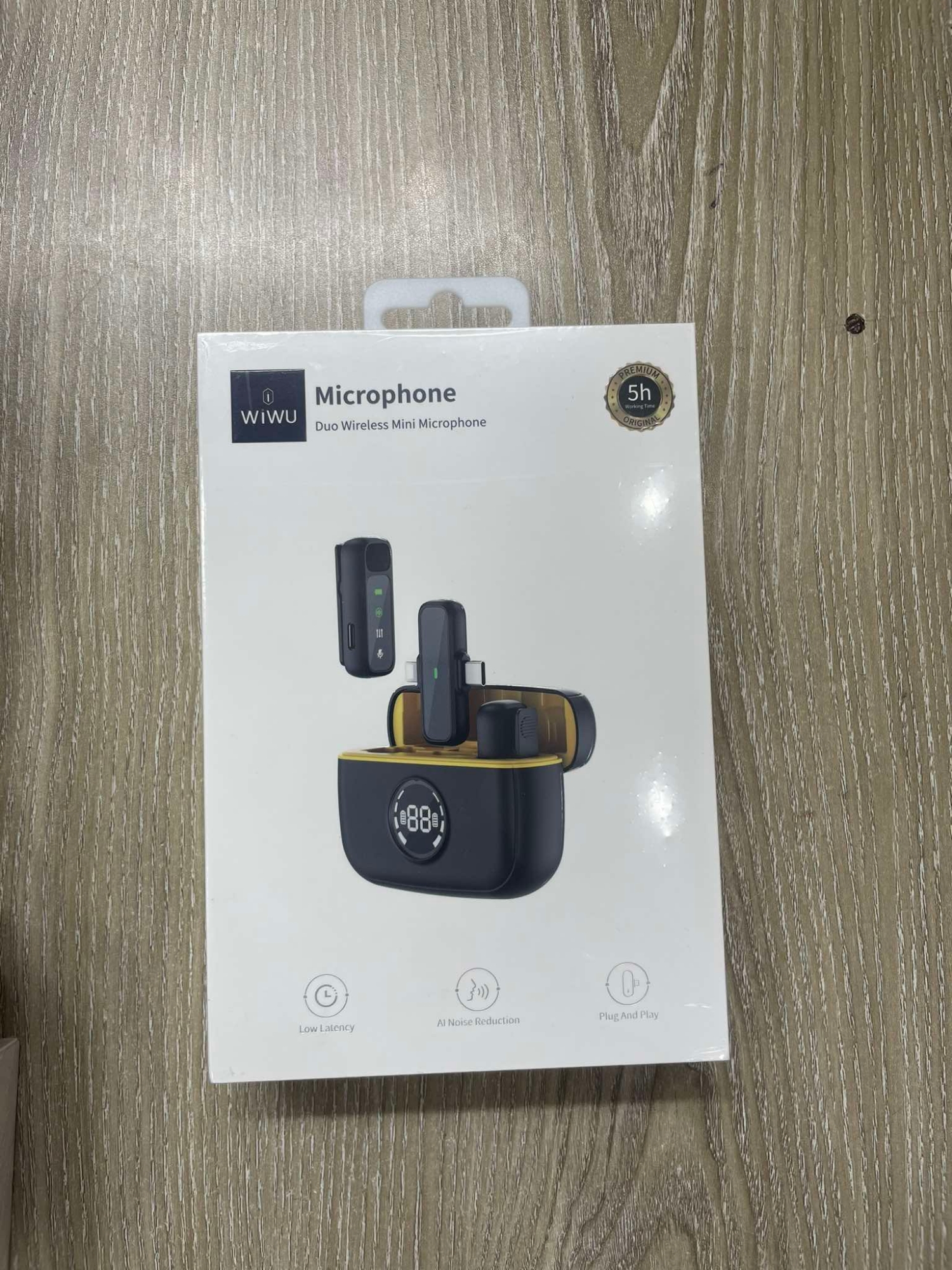Picture of WIWU Wi-WM003 Duo Wireless Mini Microphone