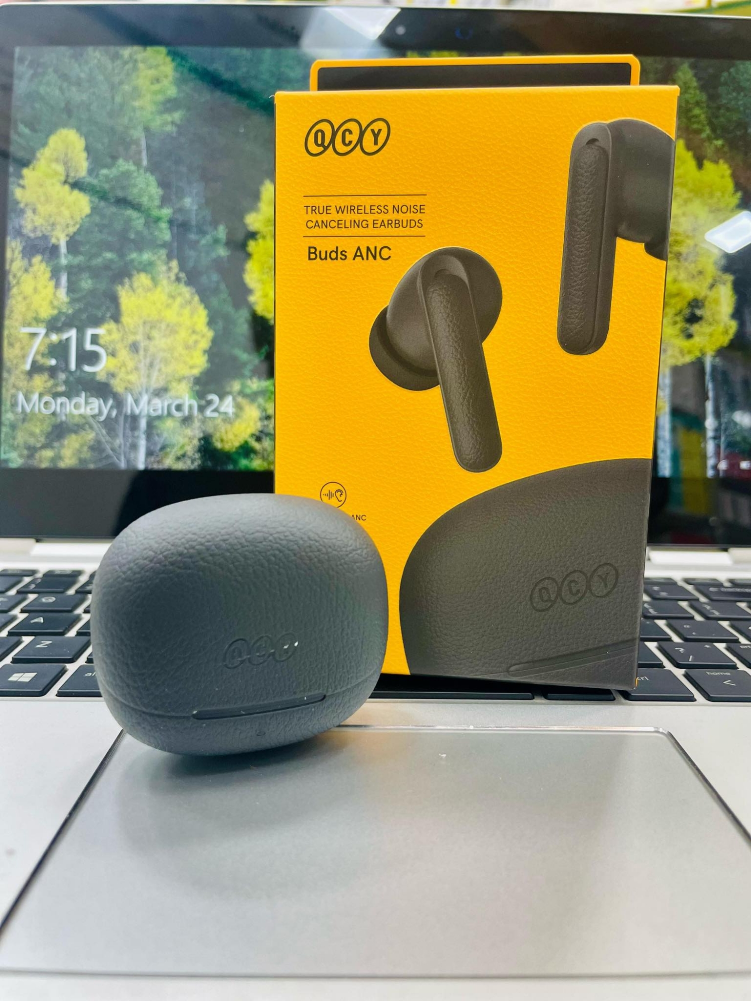 Picture of QCY Buds ANC HT15 45dB Adaptive ANC Wireless Earbuds